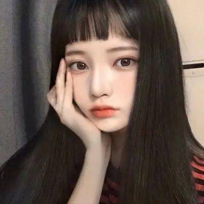 溥鸣秀