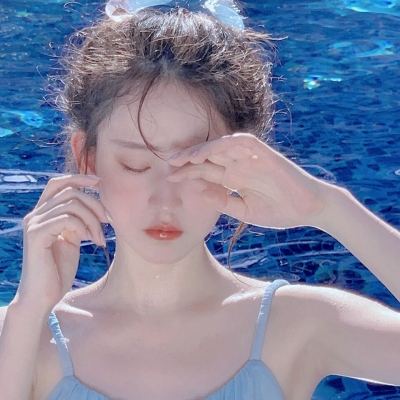 看B站的夜月直播